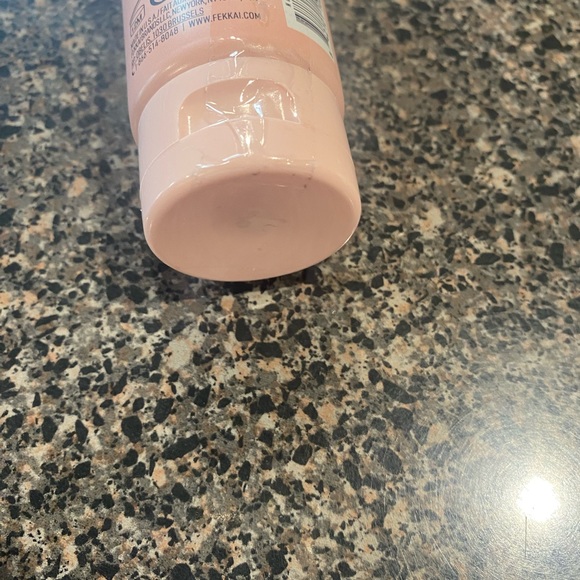 New sealed Fekkai color technician treatment masque. - Picture 3 of 3